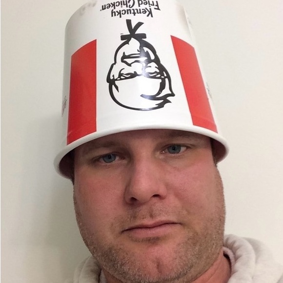 Meet your Posher, Shaun - Picture 3 of 6